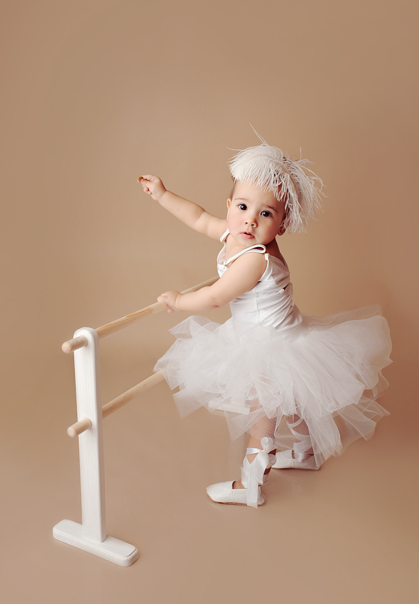 Тематические образы. Фотограф беременности, новорожденных Москва. годики под ключ