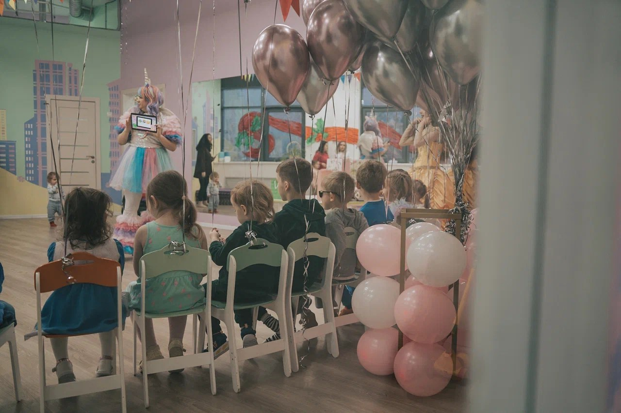 День рождения Евы. Главная