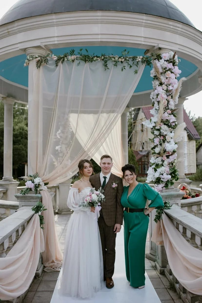 Свадьбы. Людмила Тихонова