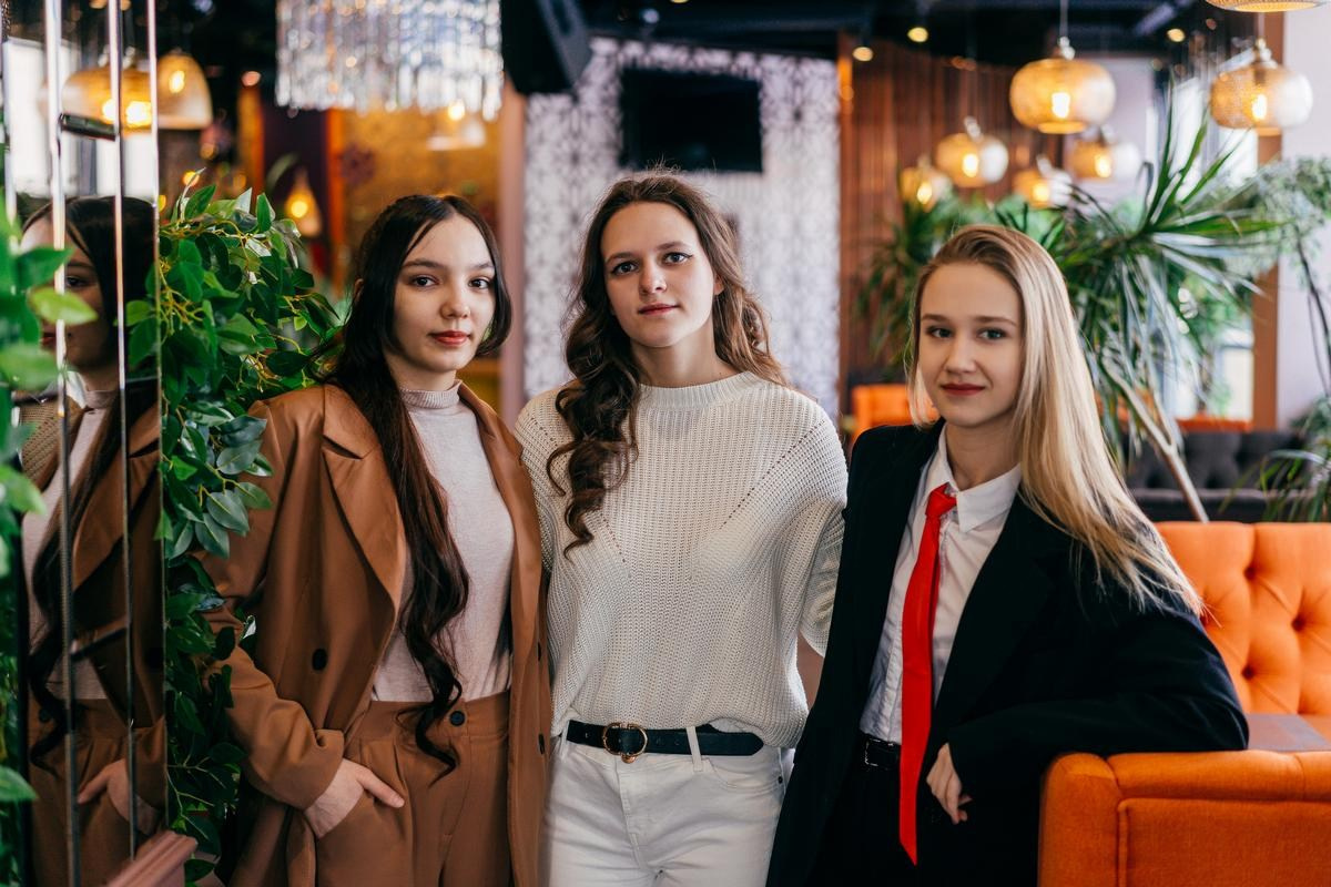 9 класс. КЛАСС | Выпускные альбомы в Нижневартовске