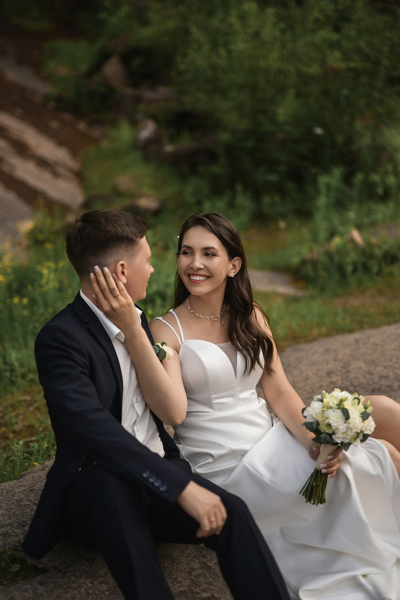 Свадьба в теплый июнь в Красноярске. 📸 Свадебный и семейный фотограф в Красноярске Тихомиров Евгений | 17 лет опыта | 800+ свадеб