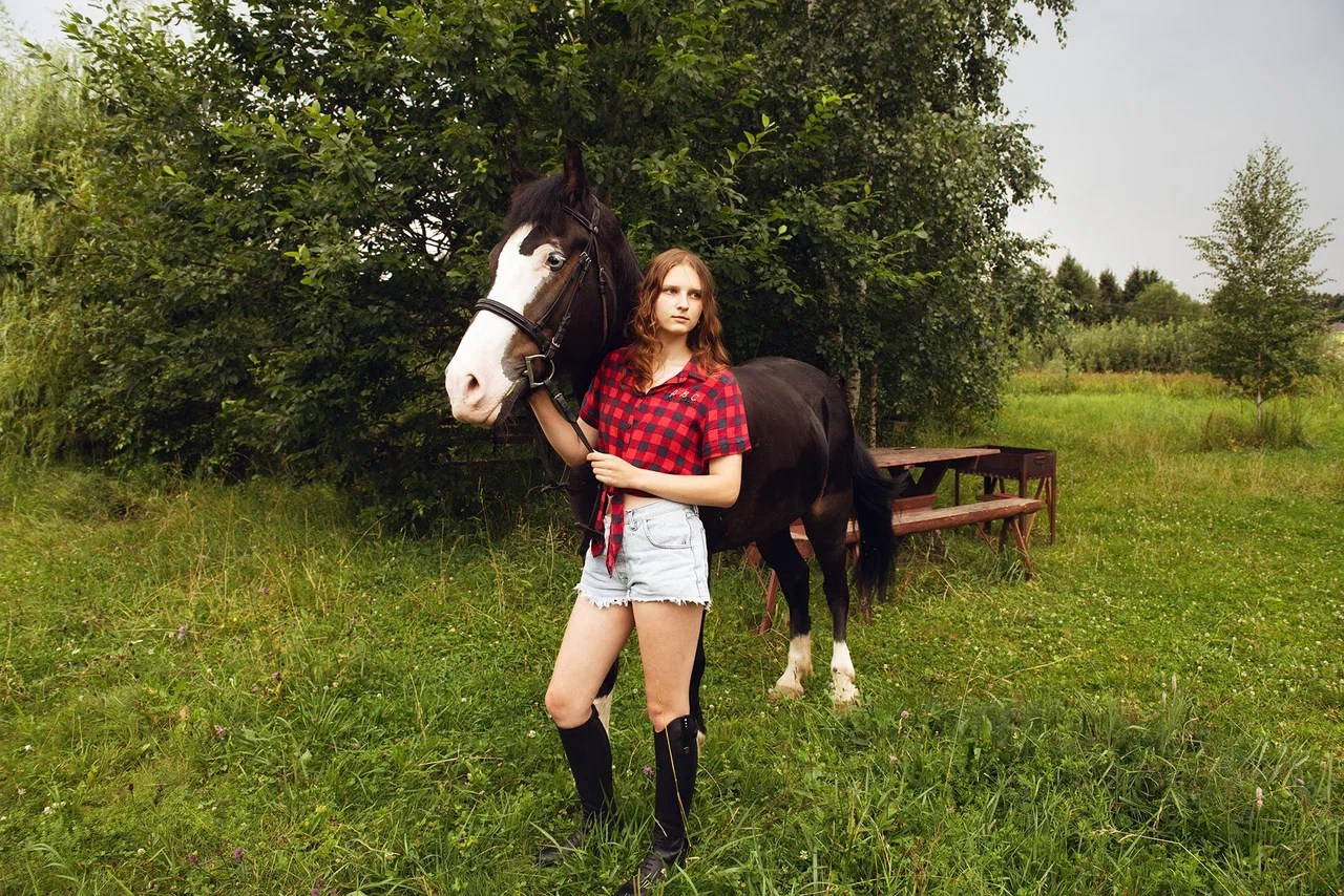 Фотосессия с лошадью — Конг и Яна. Фотосессии с лошадьми и вашими питомцами Сергиев Посад
