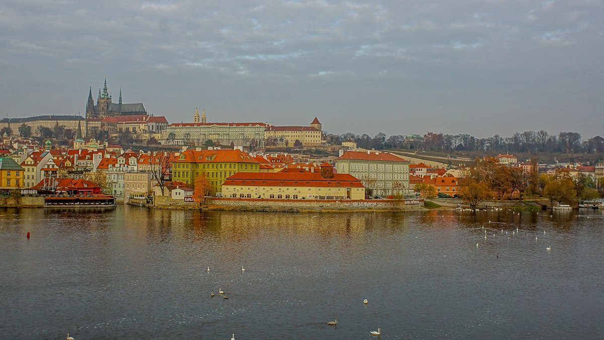 Прага. ZAGLADIN Bureau