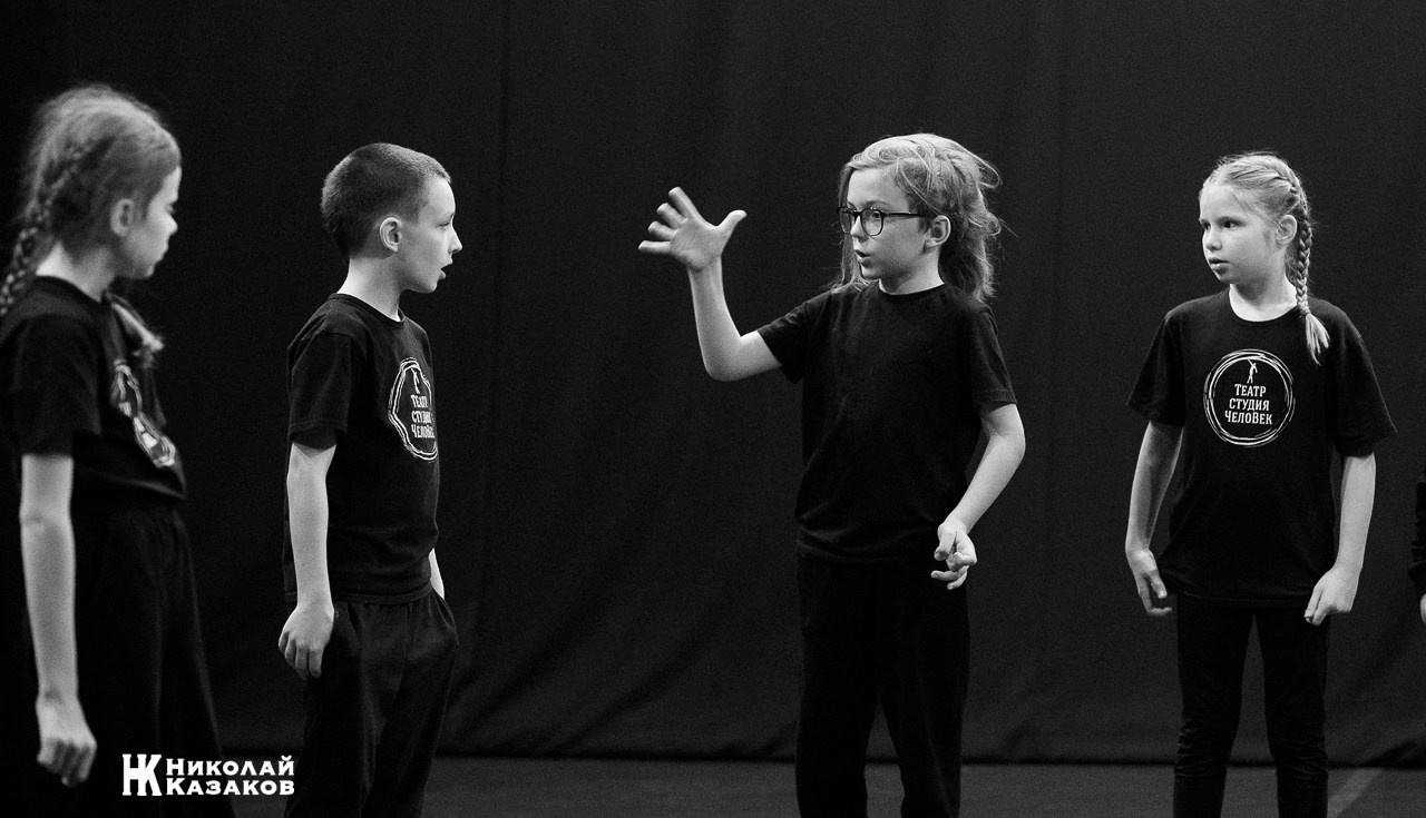 СТУДИЯ «ЧЕЛОВЕК». Николай Казаков. Профессиональный фотограф. Преподаватель фотографии