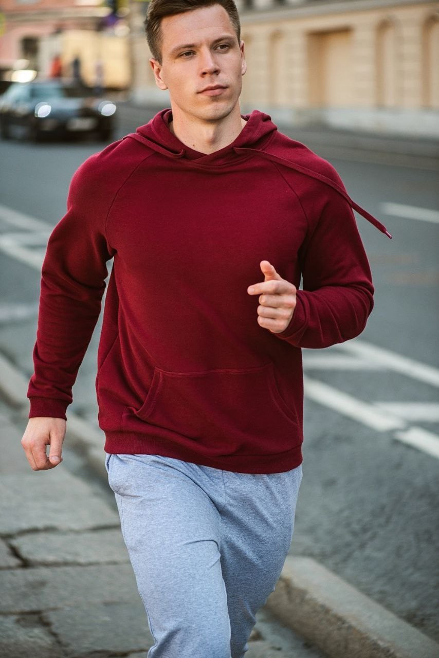 Максим, 190 см, 52-54. KED Production — продакшн из СПб. Создаём фото, видео и контент, который помогает брендам и селлерам продавать больше