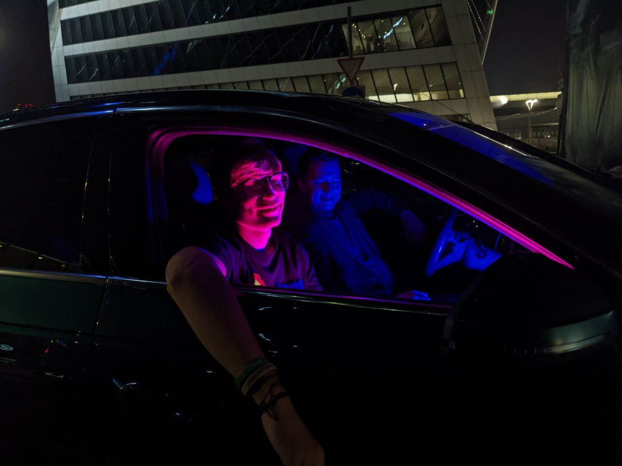 BACKSTAGE GALLERY. «MAK FLAME»