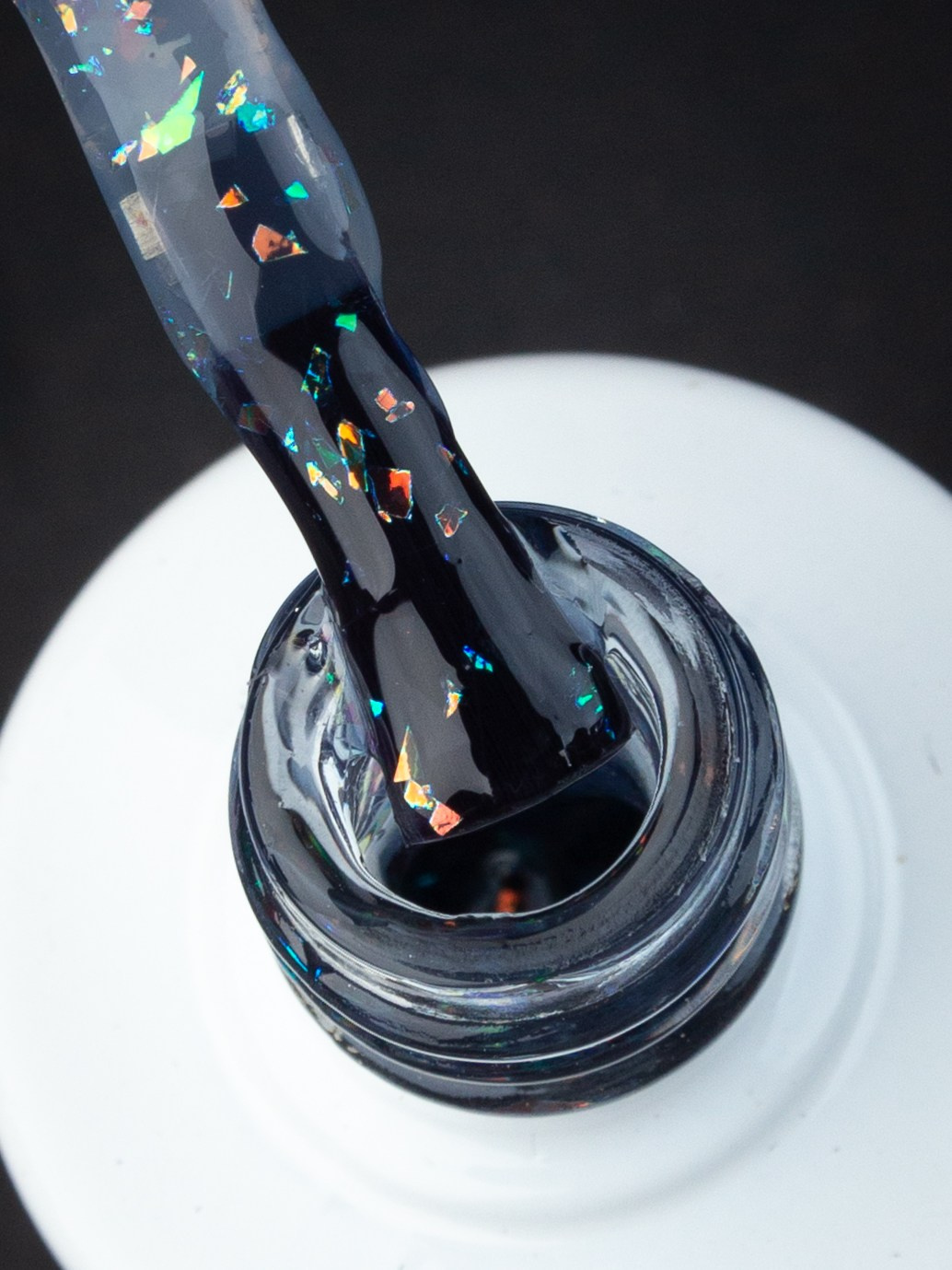 Kira на чёрном. Александр Стряпунин — предметный фотограф в Улан-Удэ