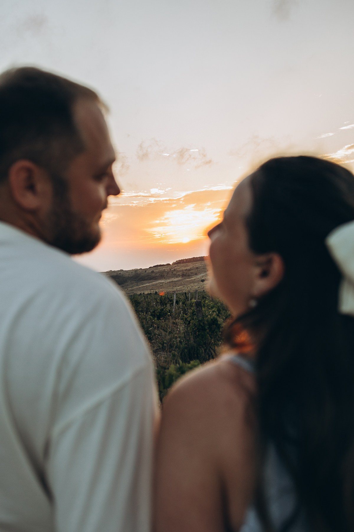 Антон и Маша — виноградная лоза Гай-Кодзора. Семейный фотограф Новороссийск, Анапа, Геленджик — Юлия Давыдова