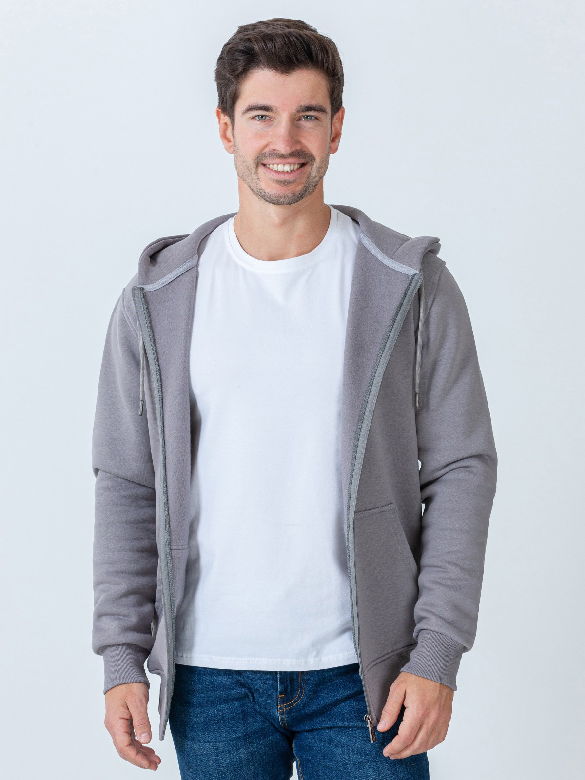 Фотосъёмка мужских толстовок. Сборные фотосъёмки в Москве. фотосессии одежды.фотограф