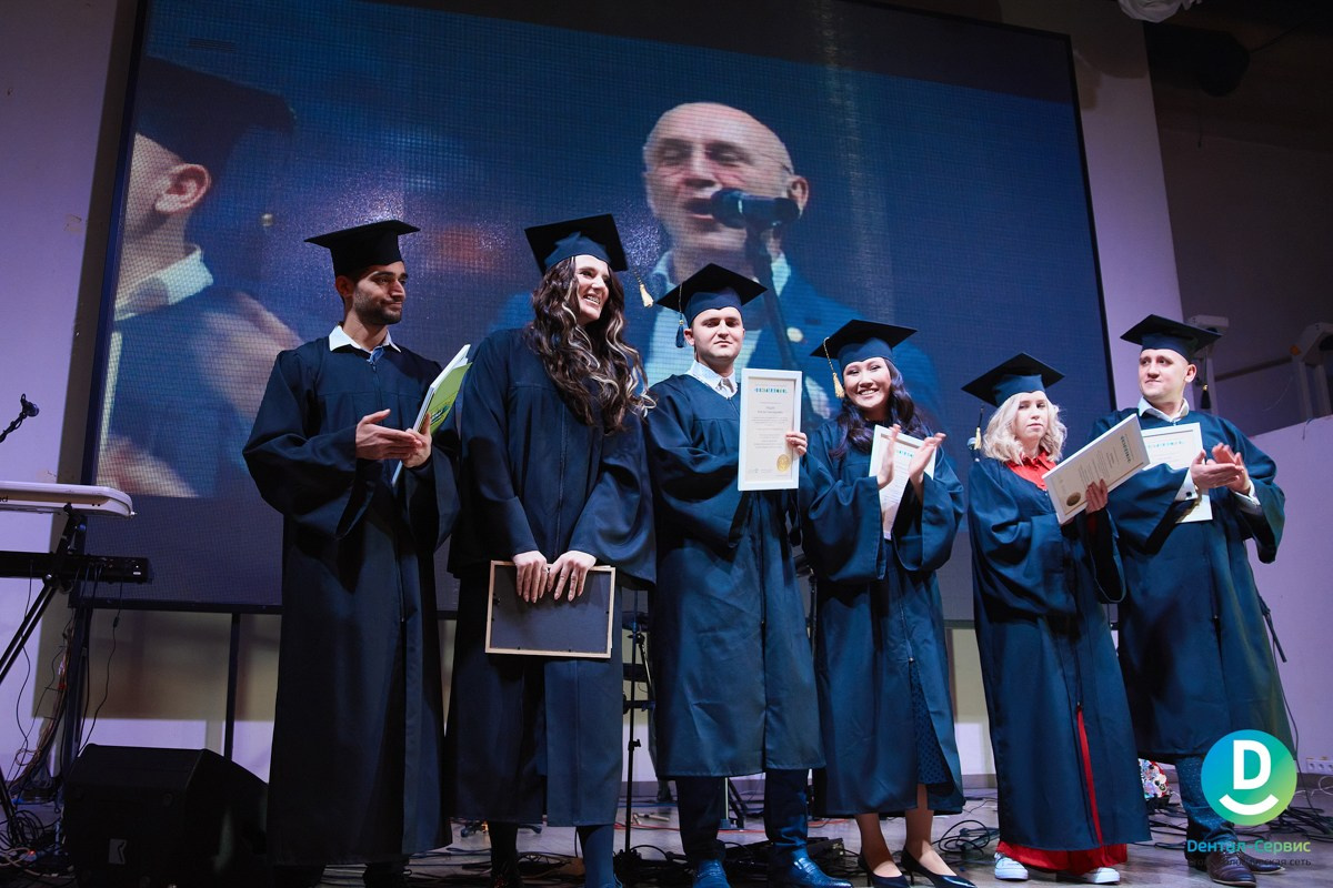 Новогодний корпоративный репортаж Дентал Сервис. Репортажный и женский фотограф в Новосибирске