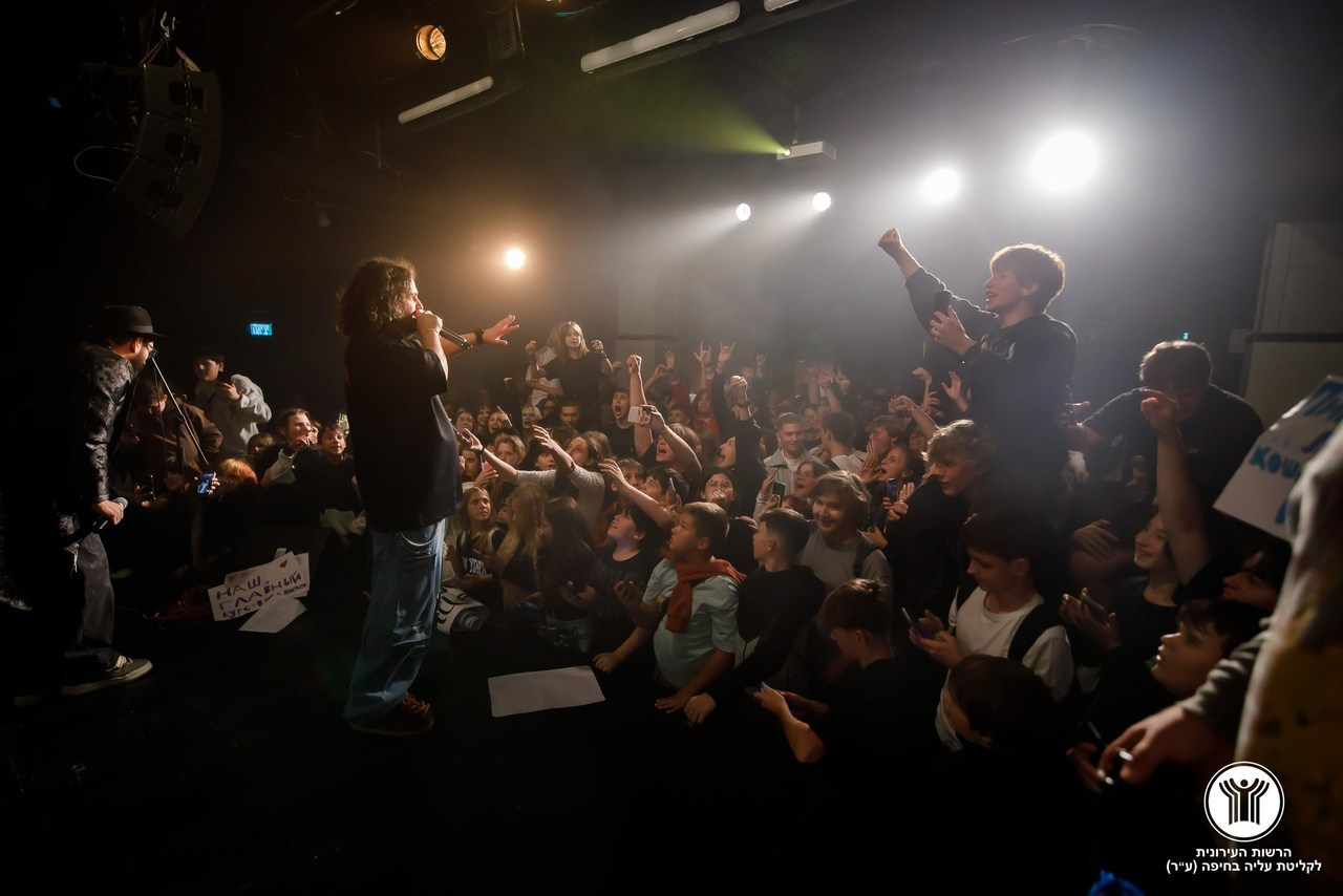 מָשׁוֹב. יבגני פלבין. צלם. תעשייה, דיווחים, חתונות, פורטרט