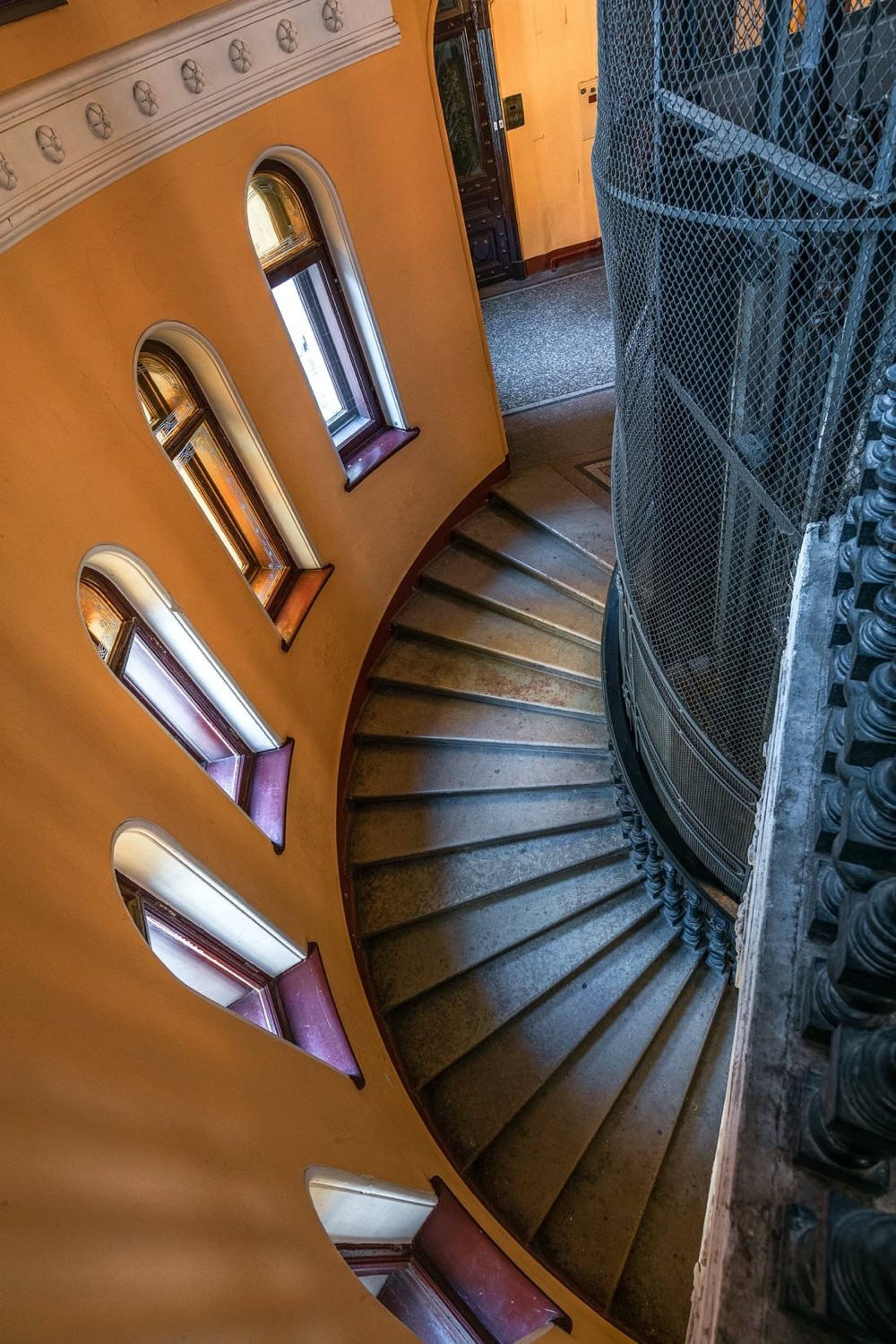 World of Staircases — personal project of photographer Vadim Sherbakov. Vadim Sherbakov Portfolio
