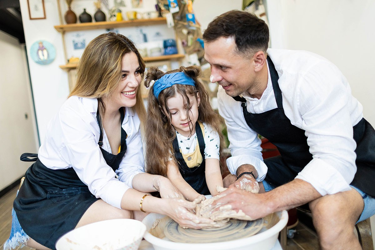Семейные истории в гончарной мастерской. Детский и семейный фотограф Домодедово