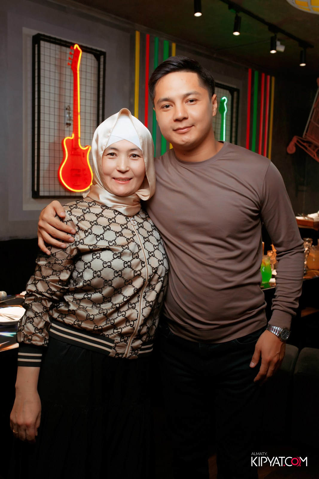 УХО И МЕДВЕДЬ НА САИНА. КИПЯТКОМ АЛМАТЫ!