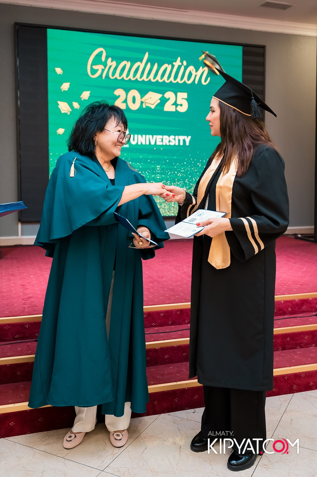 GRADUATION 2025 Q UNIVERSITY. КИПЯТКОМ АЛМАТЫ!