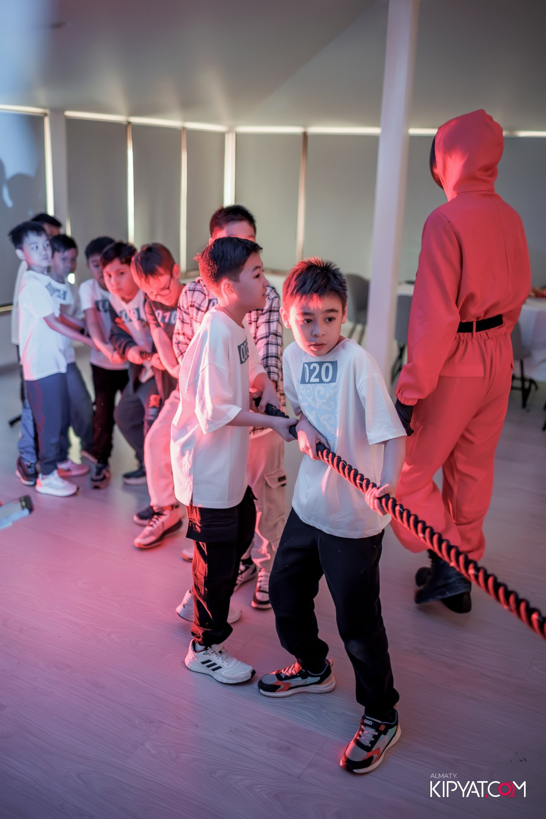 КВЕСТ-ШОУ ALAROVICH ИГРА В КАЛЬМАРА. КИПЯТКОМ АЛМАТЫ!