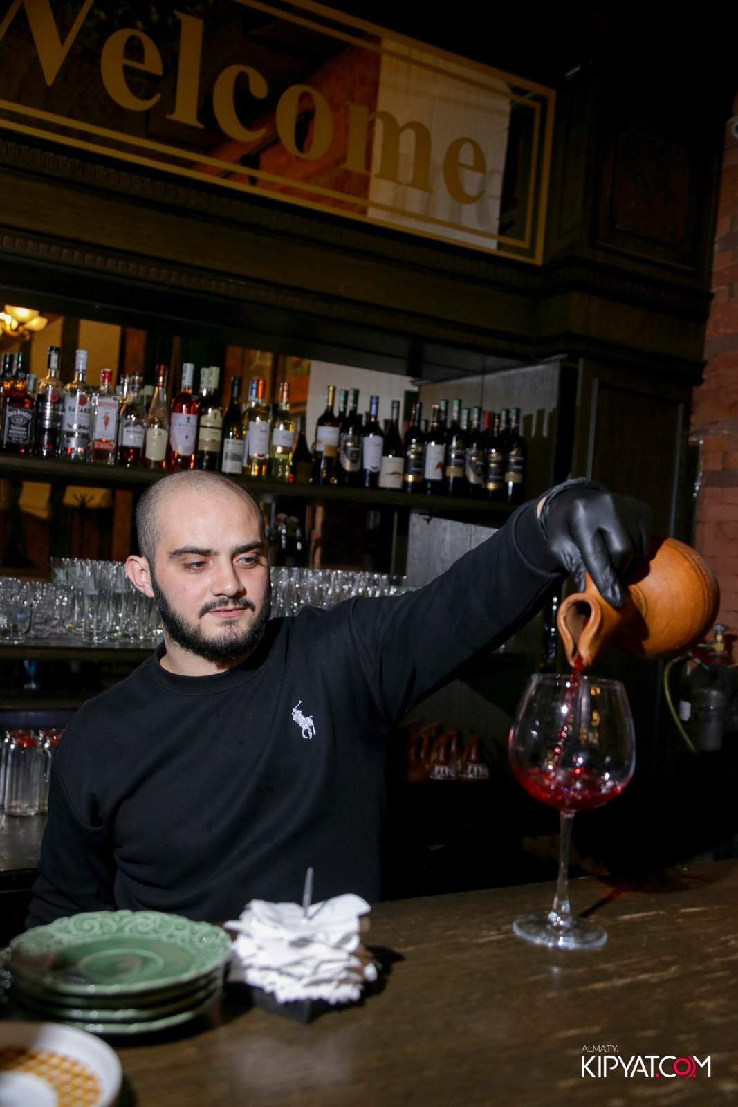 РЕСТОРАН ВЕСЕЛИДЗЕ НА ШЕВЧЕНКО. КИПЯТКОМ АЛМАТЫ!