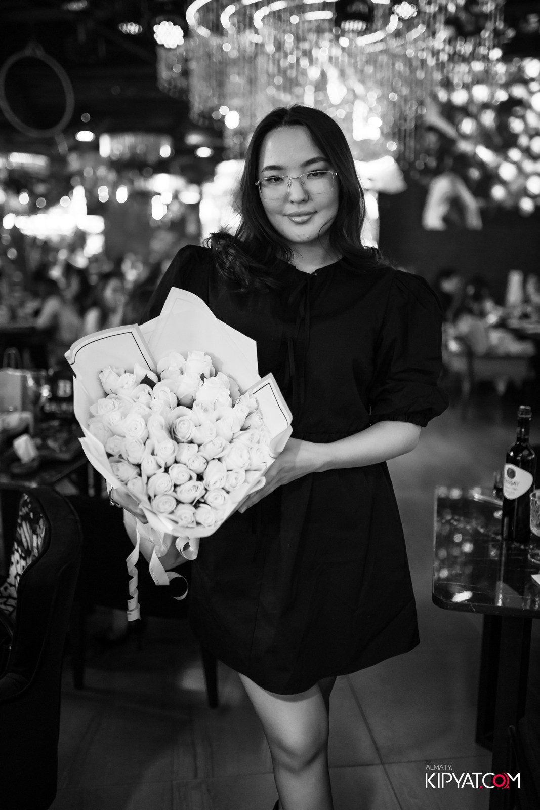 FRIENDS BAR & TERRACE. КИПЯТКОМ АЛМАТЫ!