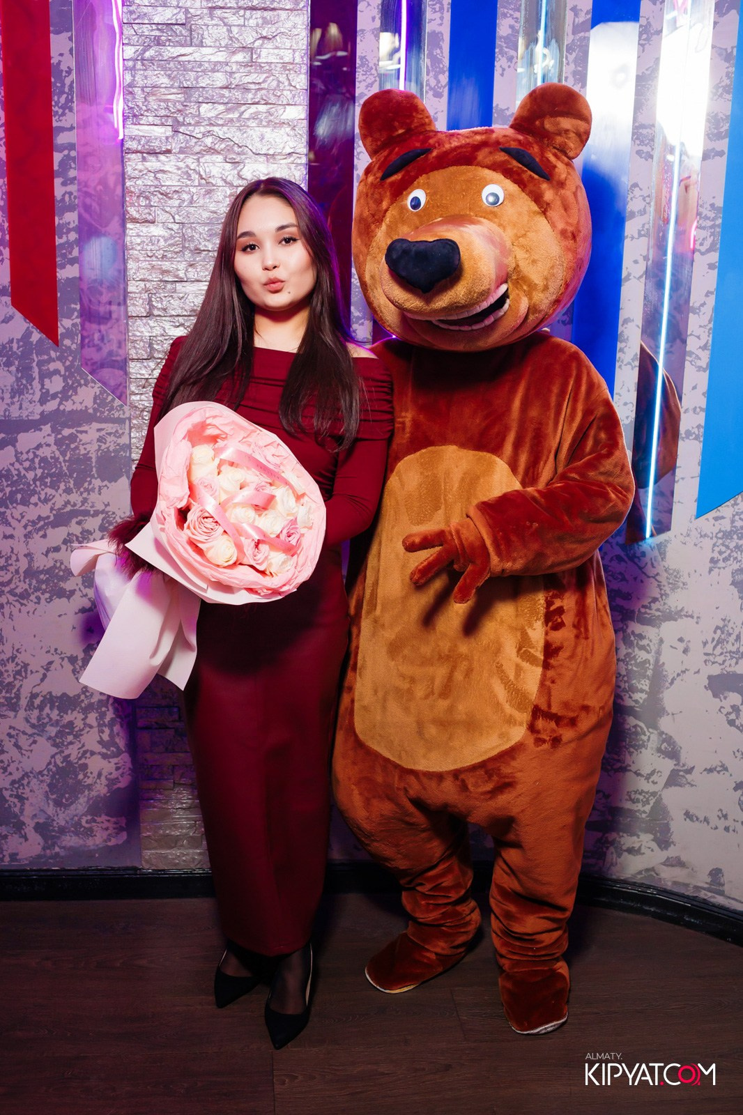 УХО И МЕДВЕДЬ НА ГАГАРИНА. КИПЯТКОМ АЛМАТЫ!