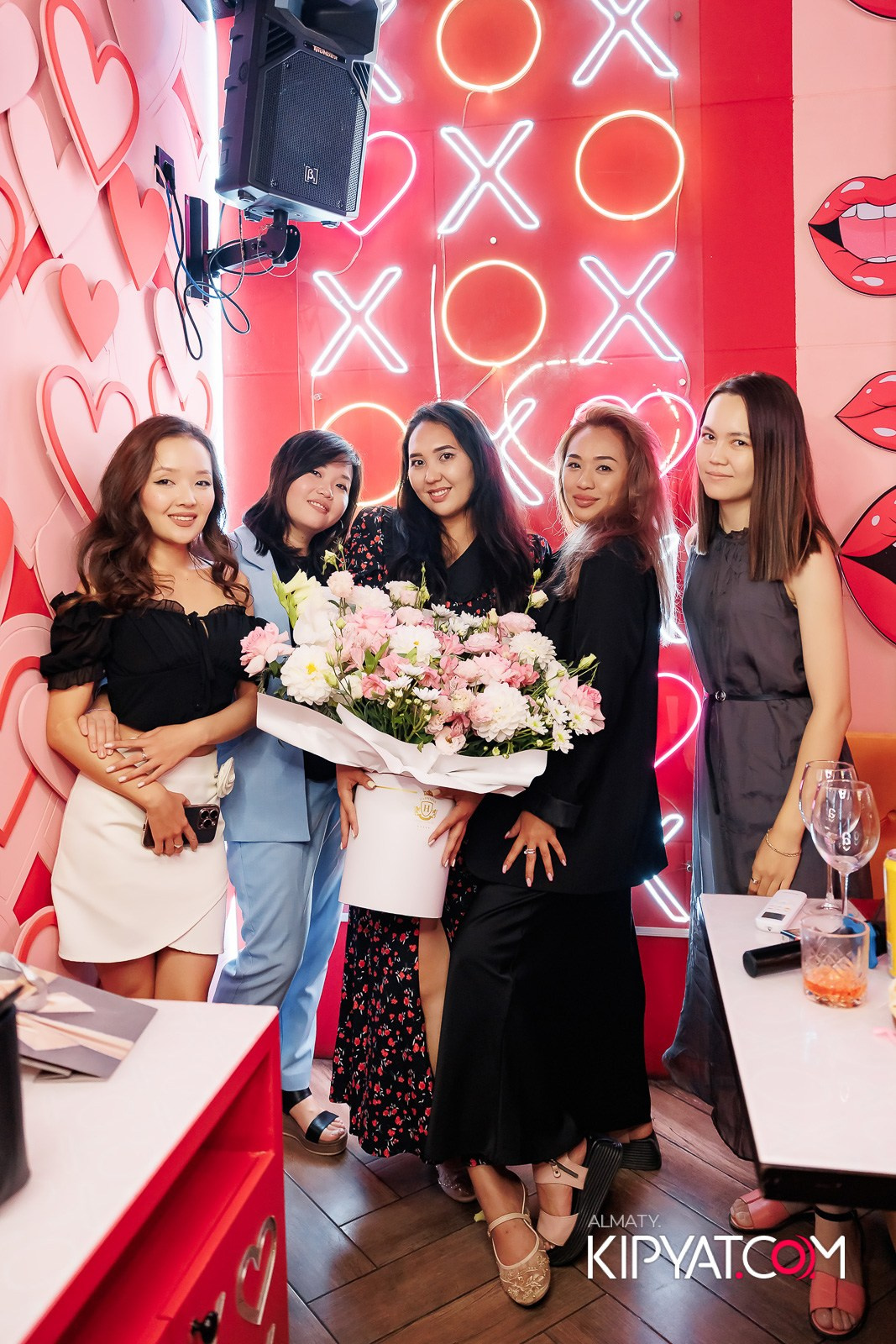 ЗАЯ, НА БИС. КИПЯТКОМ АЛМАТЫ!