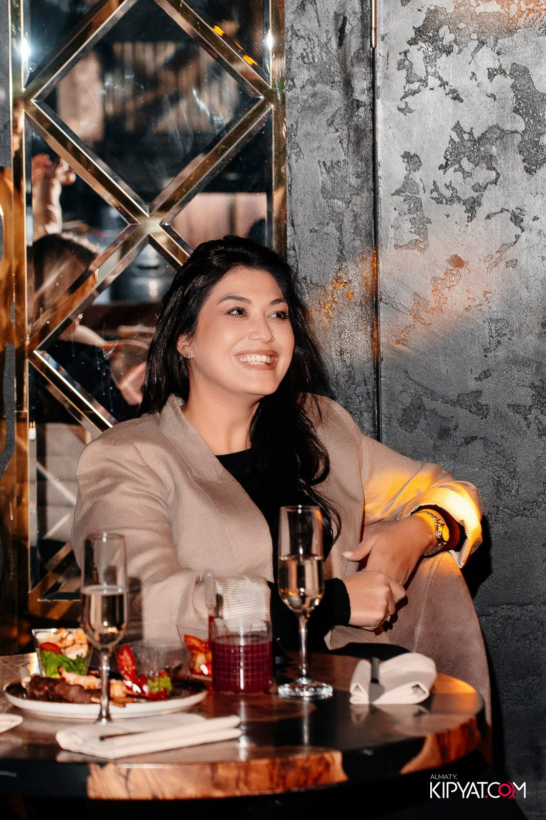 KARAOKE BATTLE В MOOD KARAOKE & TERRACE. КИПЯТКОМ АЛМАТЫ!