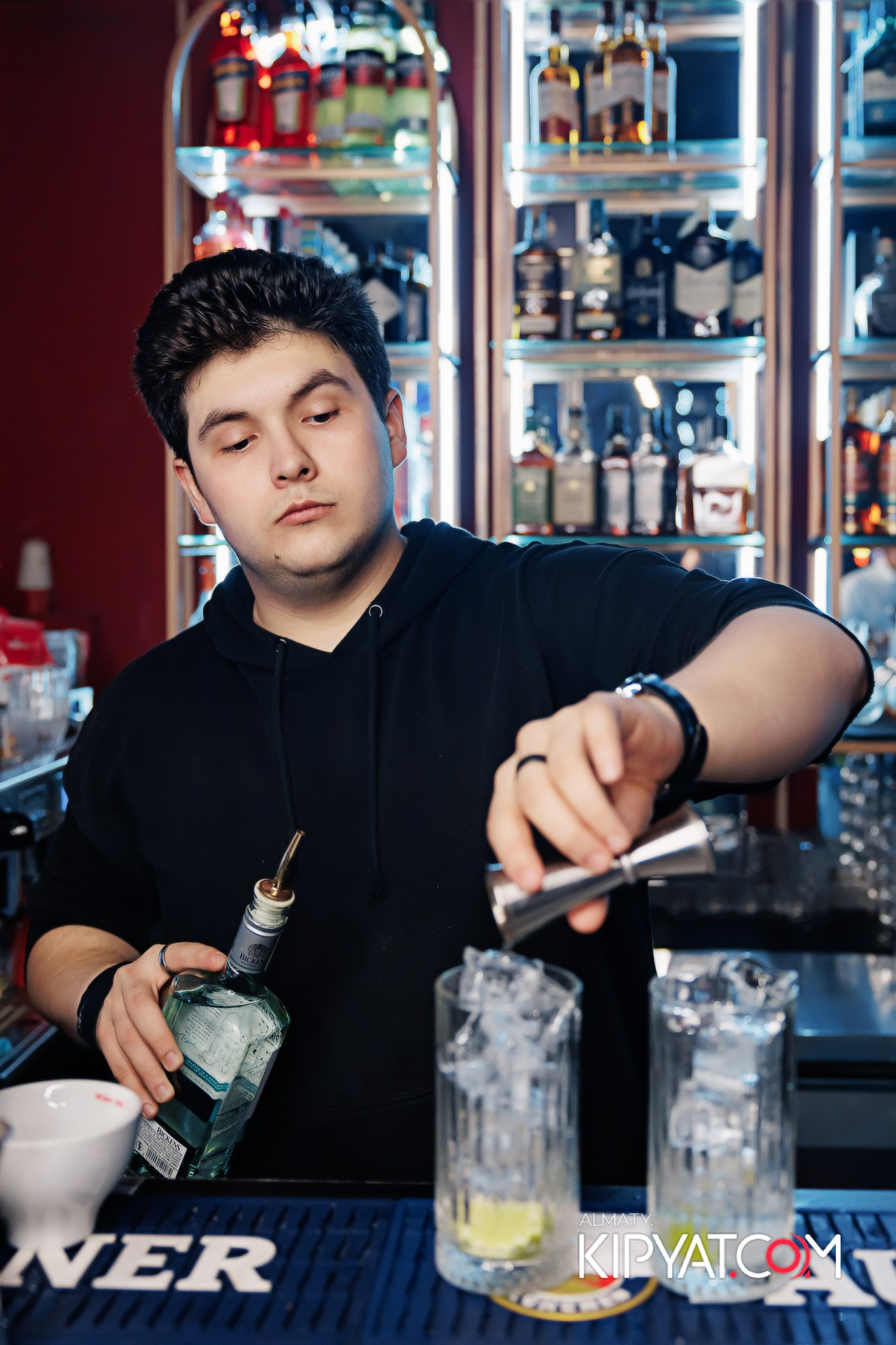 ЗАЯ НА БИС!. КИПЯТКОМ АЛМАТЫ!