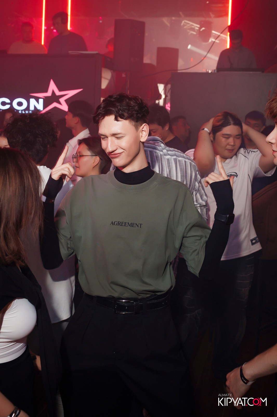 НОЧНОЙ КЛУБ ICON. КИПЯТКОМ АЛМАТЫ!