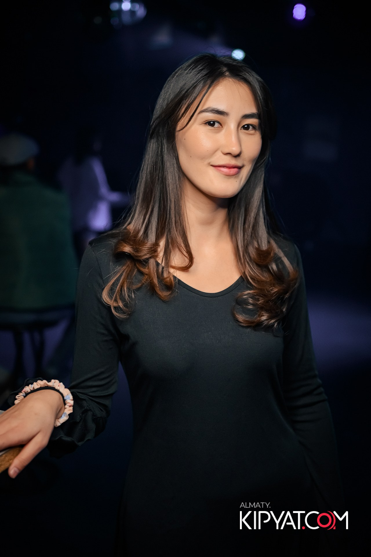 DOS 1 BAR. КИПЯТКОМ АЛМАТЫ!