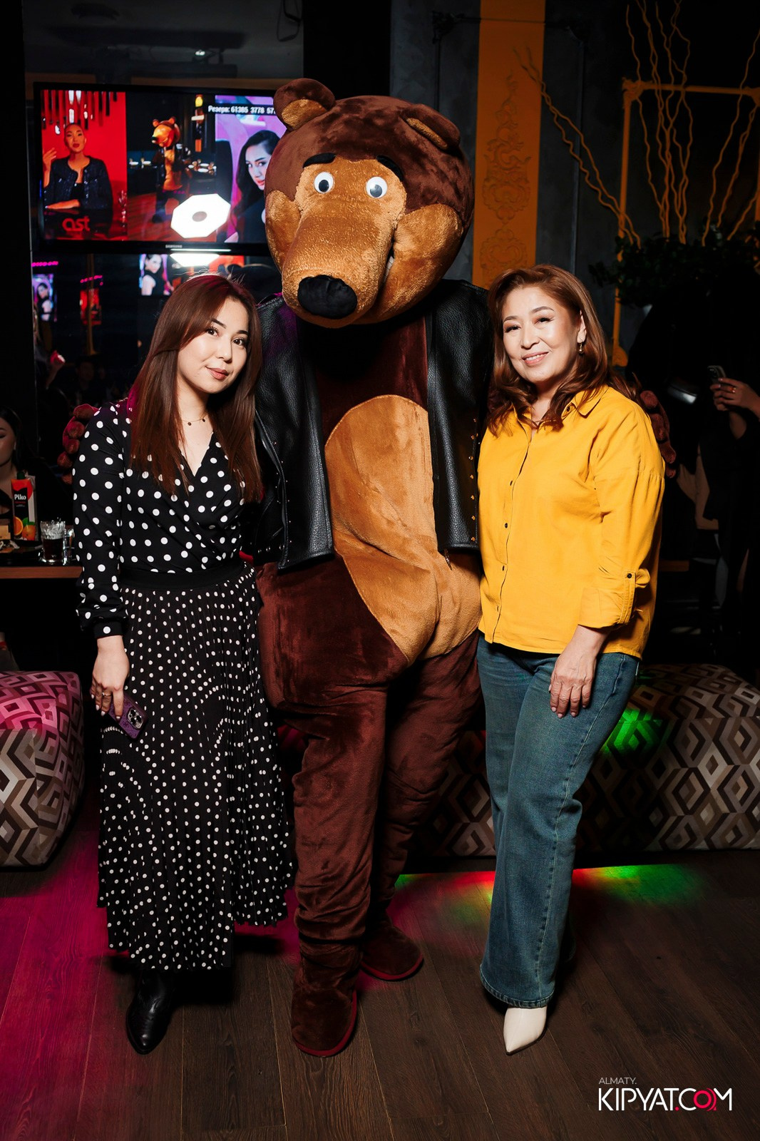 УХО И МЕДВЕДЬ НА ГАГАРИНА. КИПЯТКОМ АЛМАТЫ! Фотосъемка мероприятий в Алматы