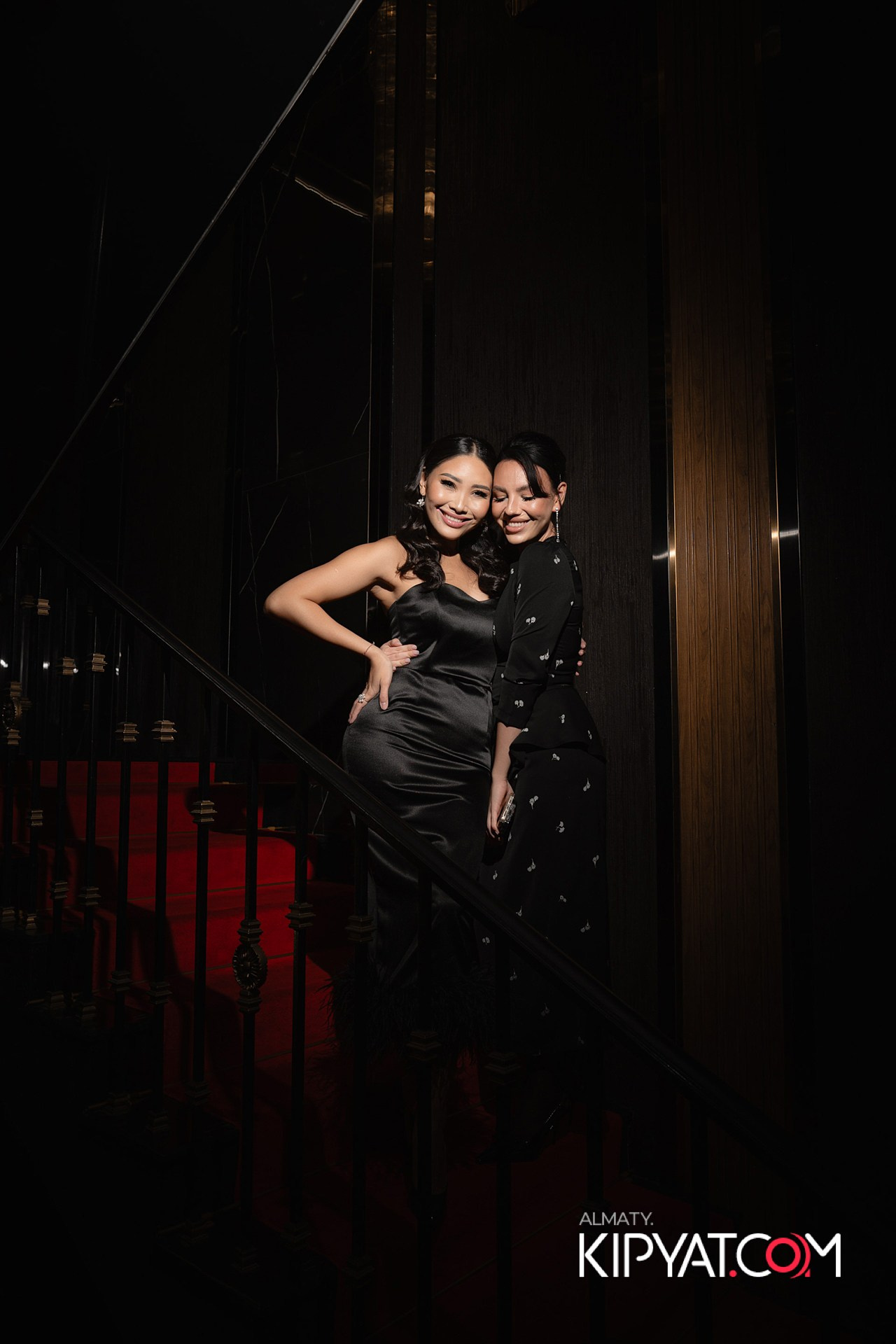 THE THEATER. КИПЯТКОМ АЛМАТЫ!