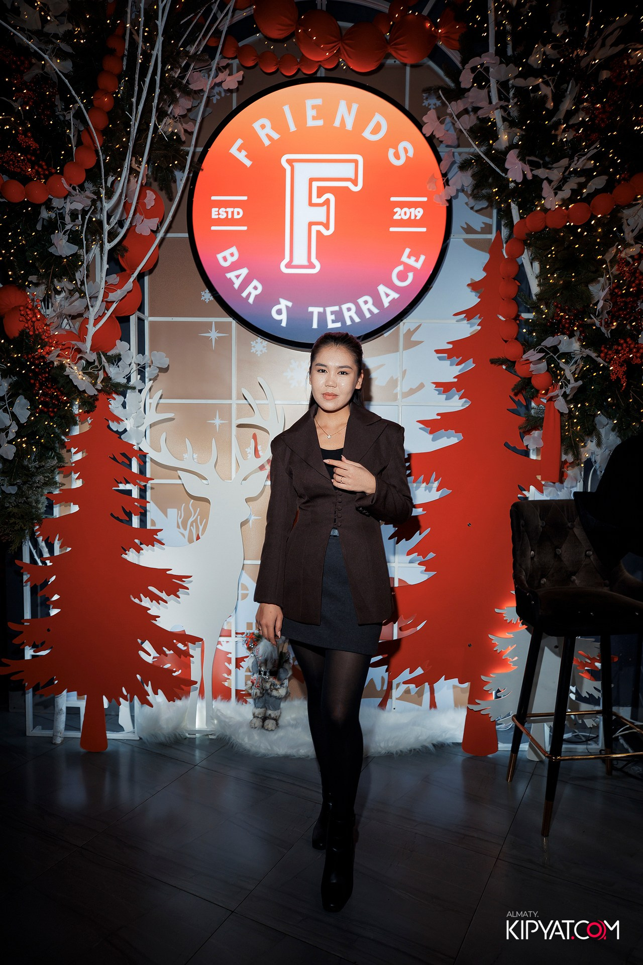 FRIENDS BAR & TERRACE. КИПЯТКОМ АЛМАТЫ! Фотосъемка мероприятий в Алматы