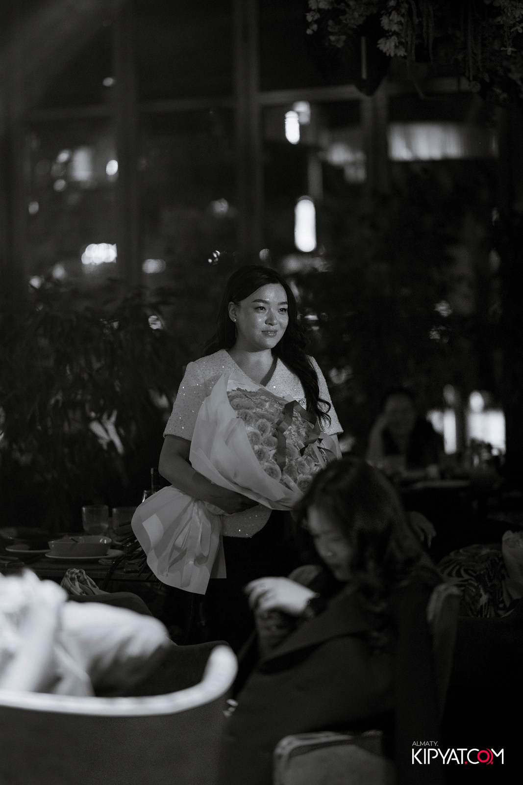 FRIENDS BAR & TERRACE. КИПЯТКОМ АЛМАТЫ! Фотосъемка мероприятий в Алматы