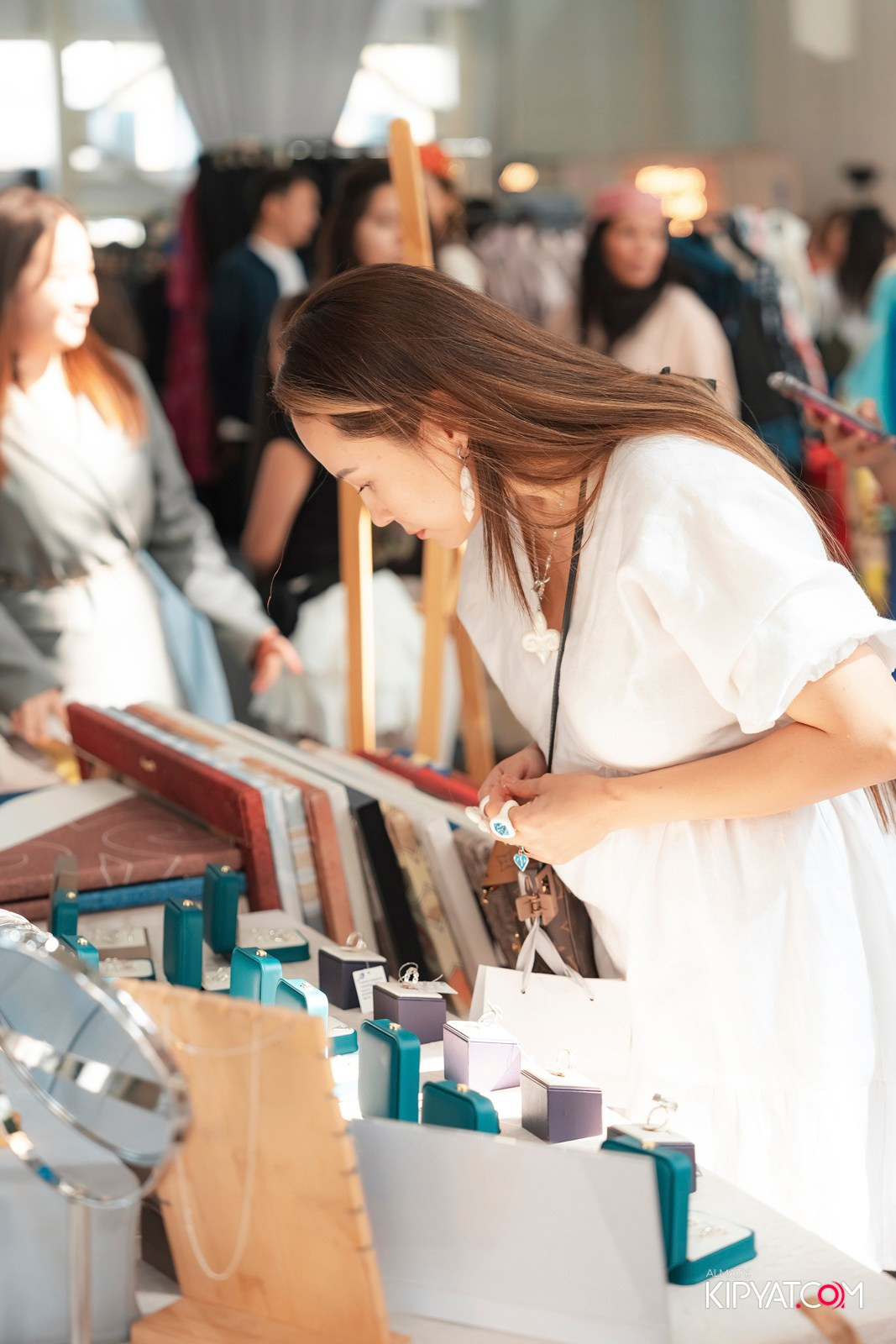 ETHNO POP-UP STORE, SABANTOI B SADU ARENA. КИПЯТКОМ АЛМАТЫ!