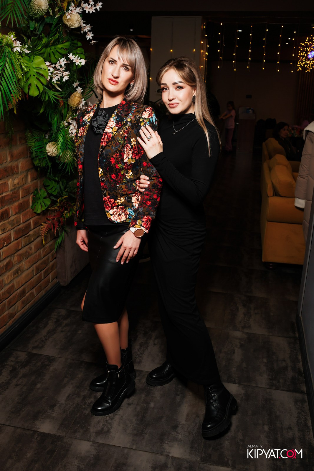 LIFE GRILL CAFE. КИПЯТКОМ АЛМАТЫ!