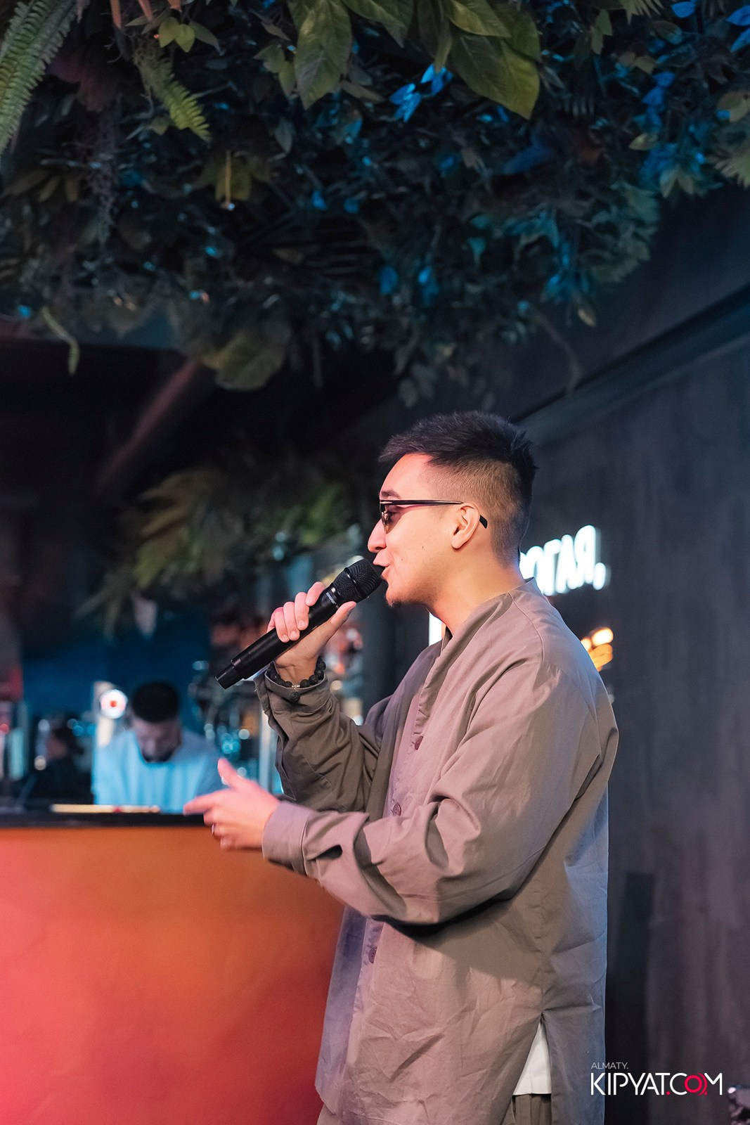 ДОРОГАЯ, Я НЕ ПИЛ. КИПЯТКОМ АЛМАТЫ!