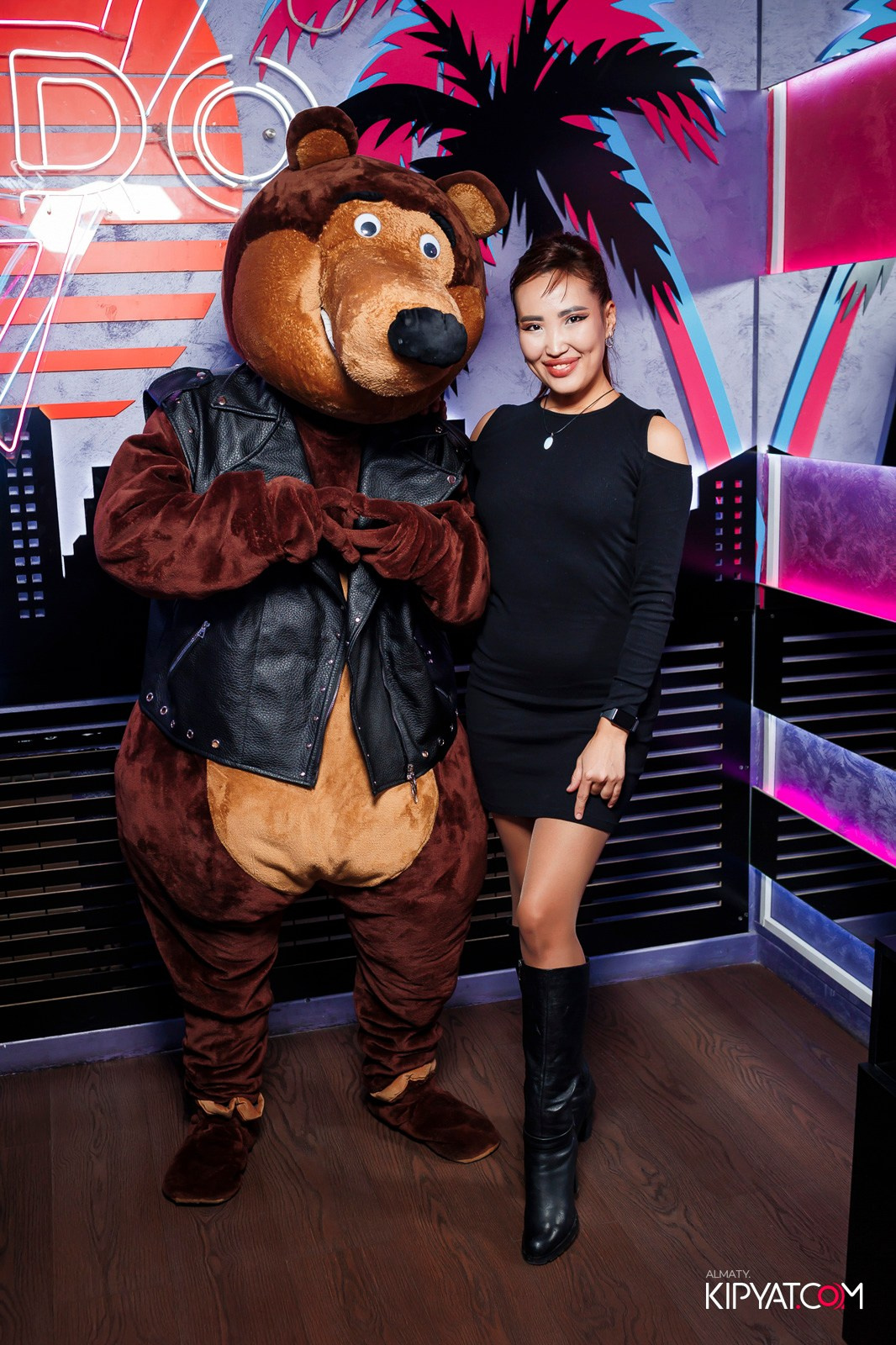 УХО И МЕДВЕДЬ НА ГАГАРИНА. КИПЯТКОМ АЛМАТЫ! Фотосъемка мероприятий в Алматы