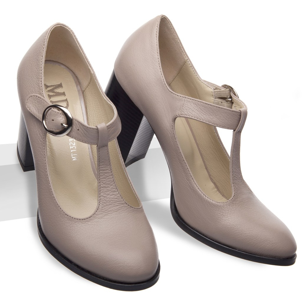 Предметка. Обувь. Фотограф Мария Кольцова