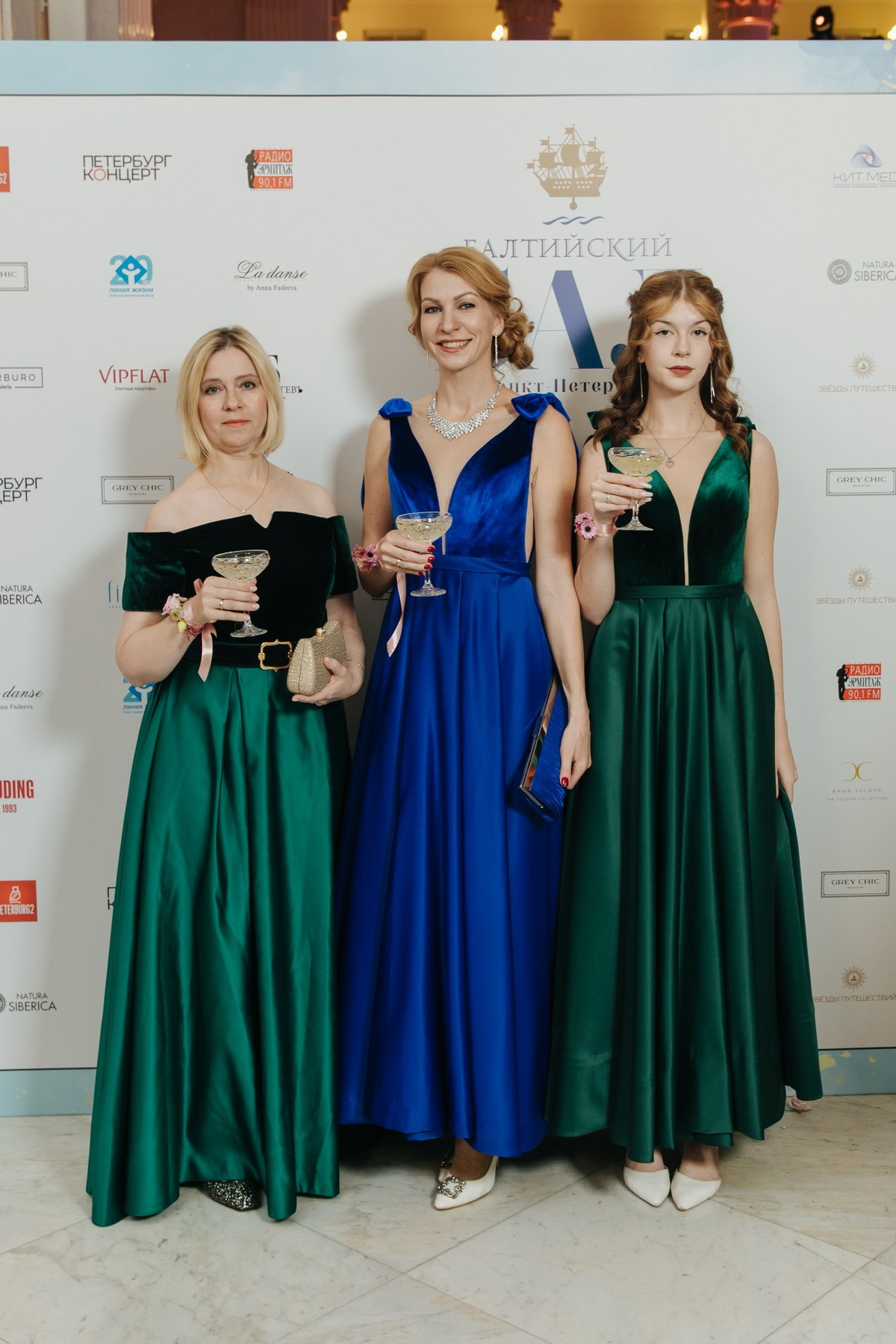 Балтийский Бал 2024 Санкт-Петербург фотоотчет. Фотограф крещение венчание в Петербурге! Помогает подобрать храм и посоветовал душевного батюшку в СПб