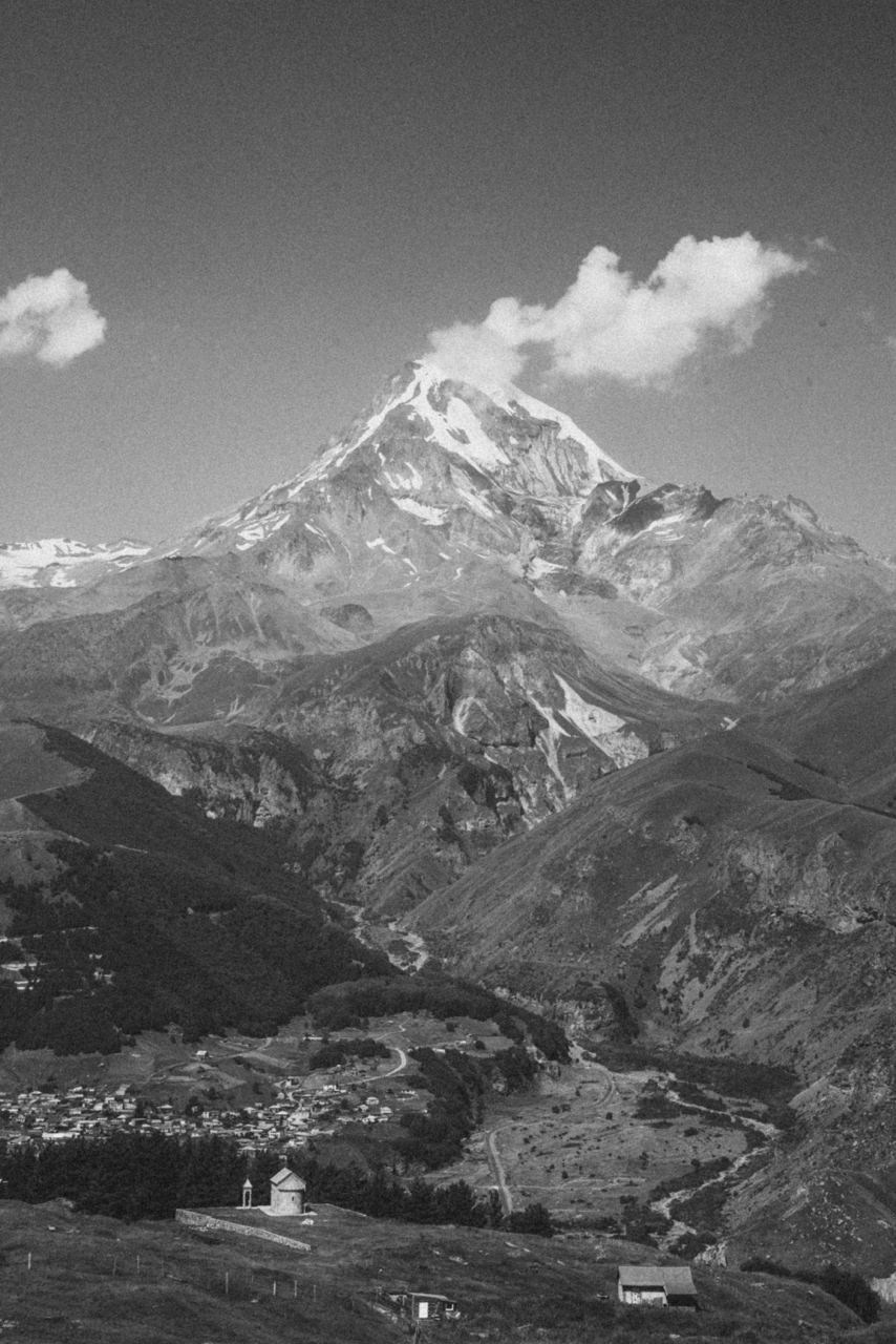 Ломиси, Гудаури — Арка Народов Мира, Грузия 🇬🇪. Anita_photo