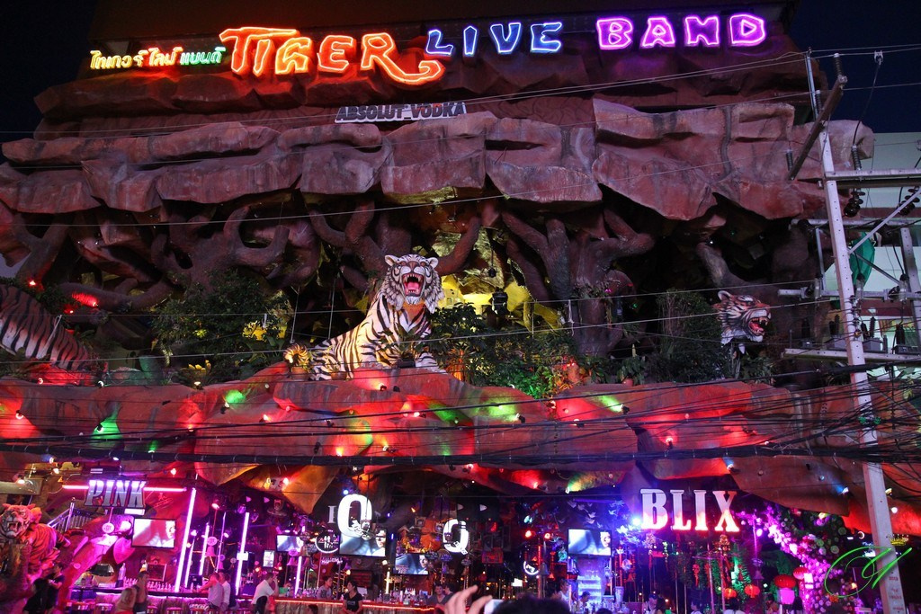 Тайланд. Пхукет 2013. Улица, люди, жизнь…