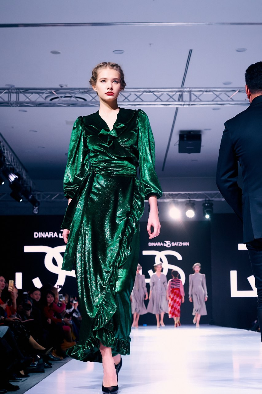 Фотограф Артём Савиных | Свадебная, репортажная, семейная съёмка Москва. Артём Савиных — профессиональный фотограф в Москве | Репортажи, свадьбы, портреты