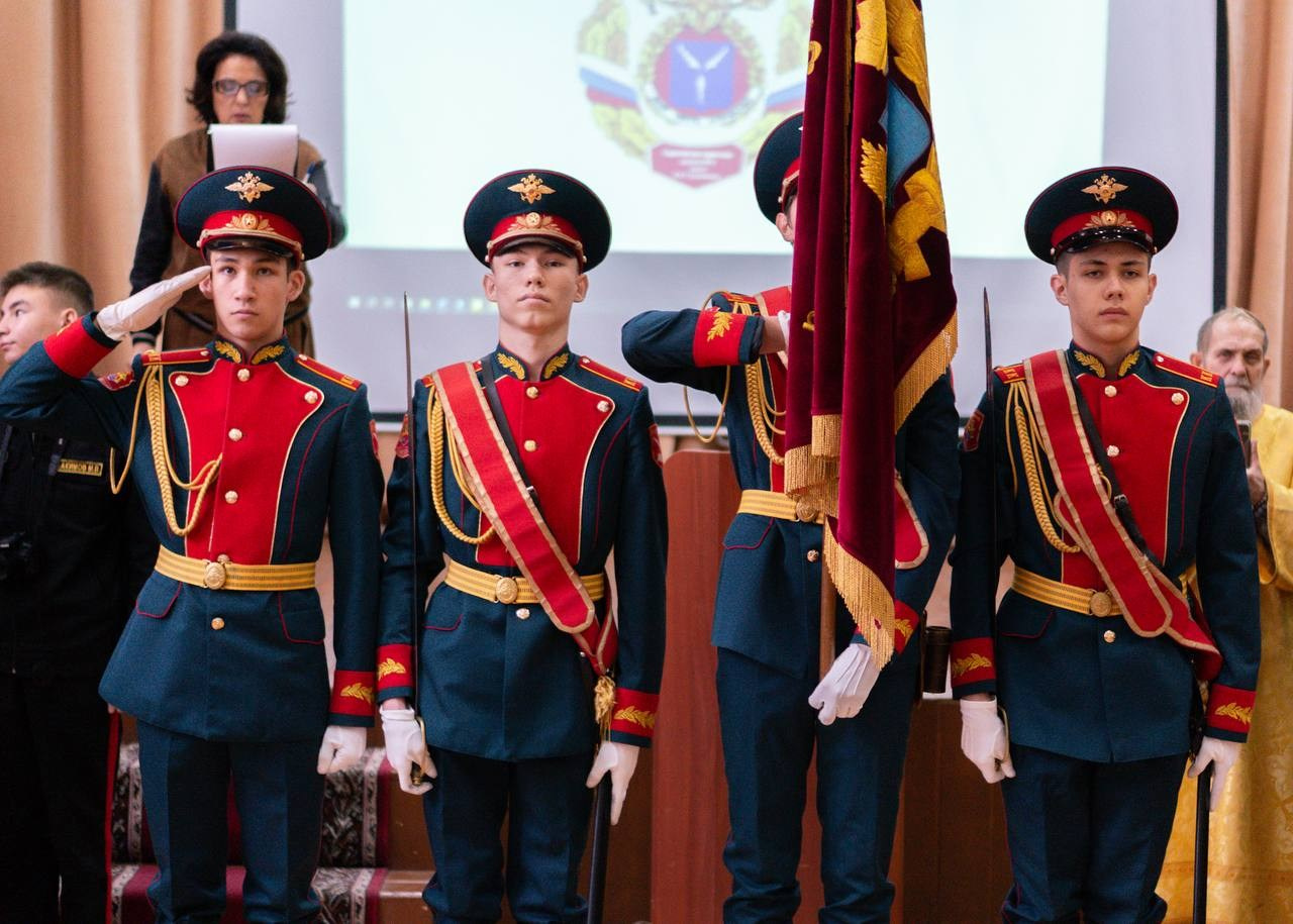 Благочинный Северо-Западного округа поздравил кадетов с принятием Присяги. Саратовское Северо-Западное благочиние