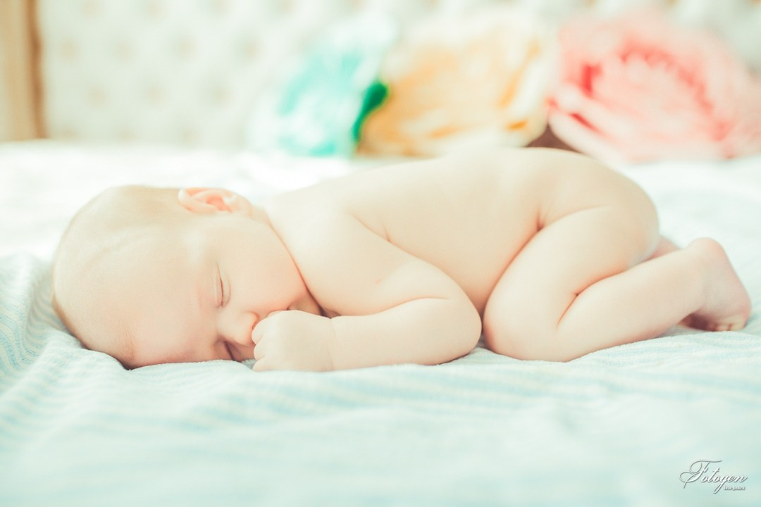 Фотосессия для Новорожденных в Студии — Fotogen. Интерьерная фотостудия FOTOGEN г. Краснодар