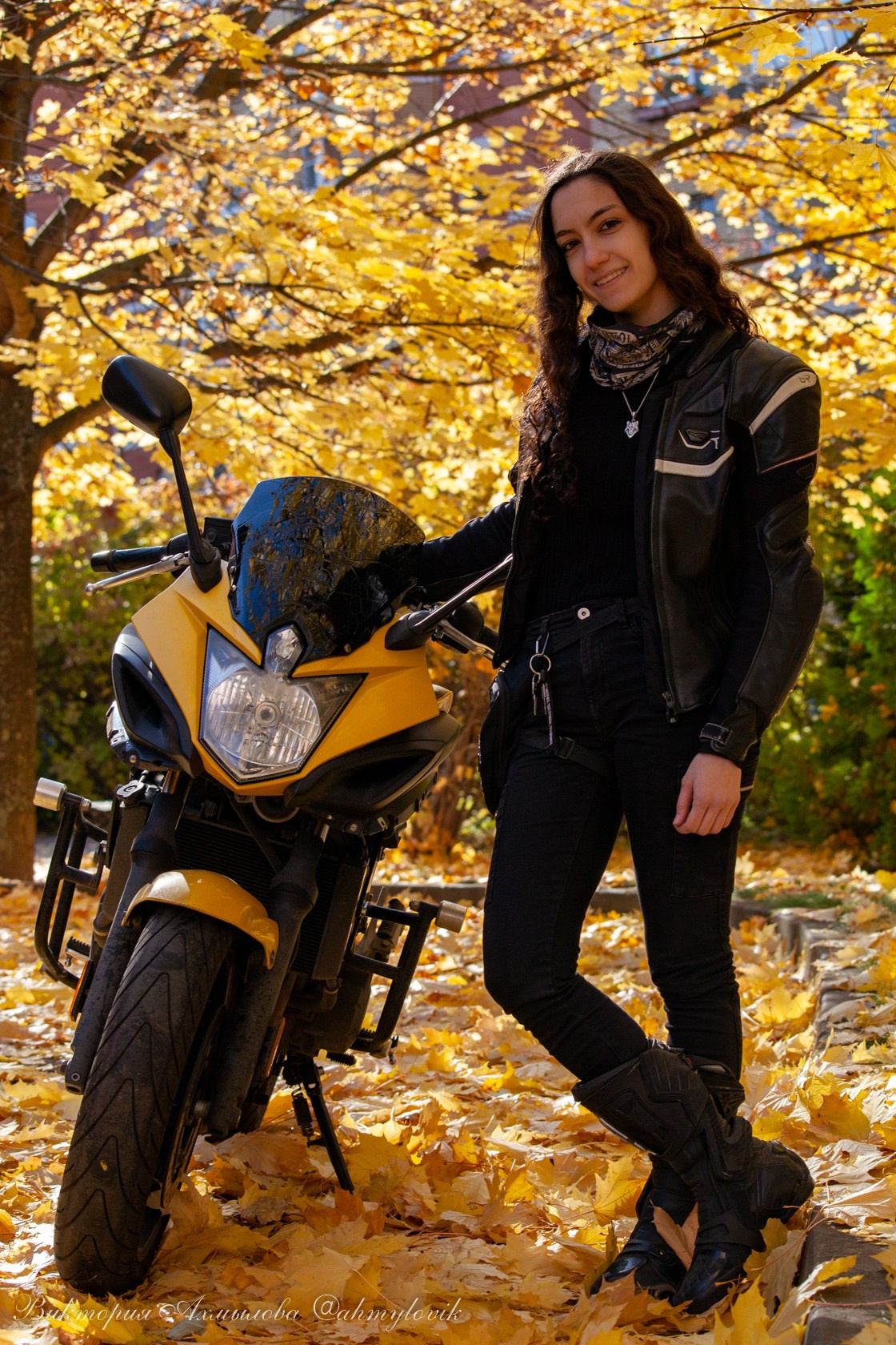 Алина Вартанова (Yamaha Diversion F 600). Виктория Ахмылова. Фотограф в Москве