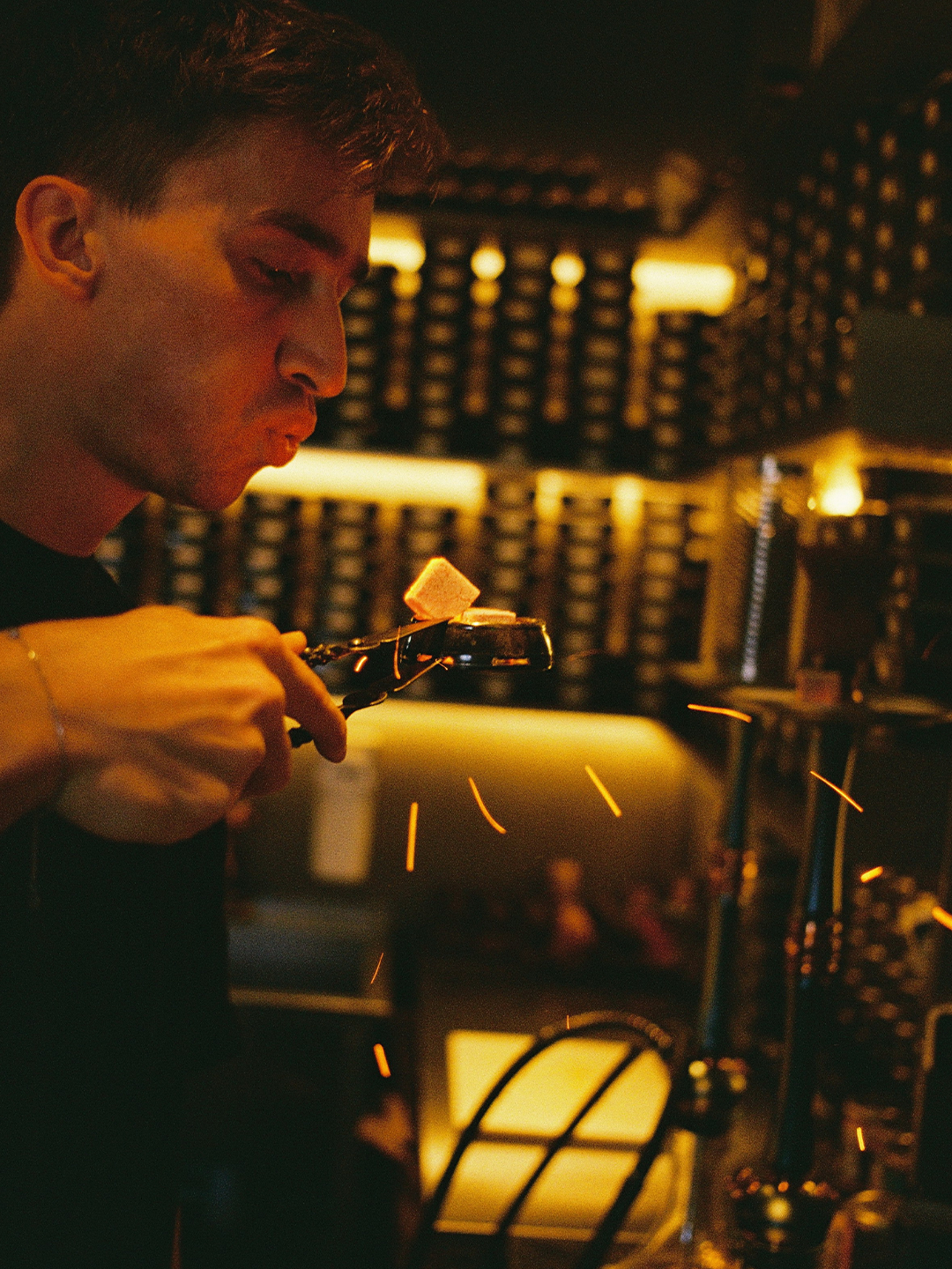 <PODS>. Плёночный фотограф Москва, Саша Звук