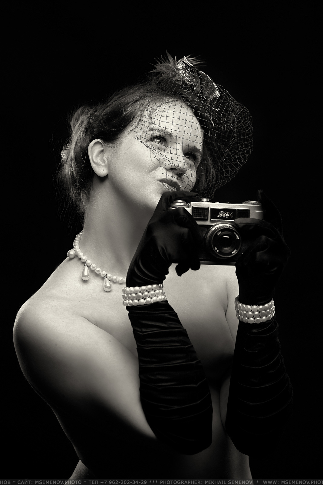 Коммерческая фото-видео съемка для бизнеса и предприятий, лидеров, руководителей компаний. Профессиональные фотоуслуги для создания календарей, рекламы, полиграфии и контента для сайта и соц. сетей. Команда профессионалов, выездные съемки на предприятии, профессиональный свет, оборудование