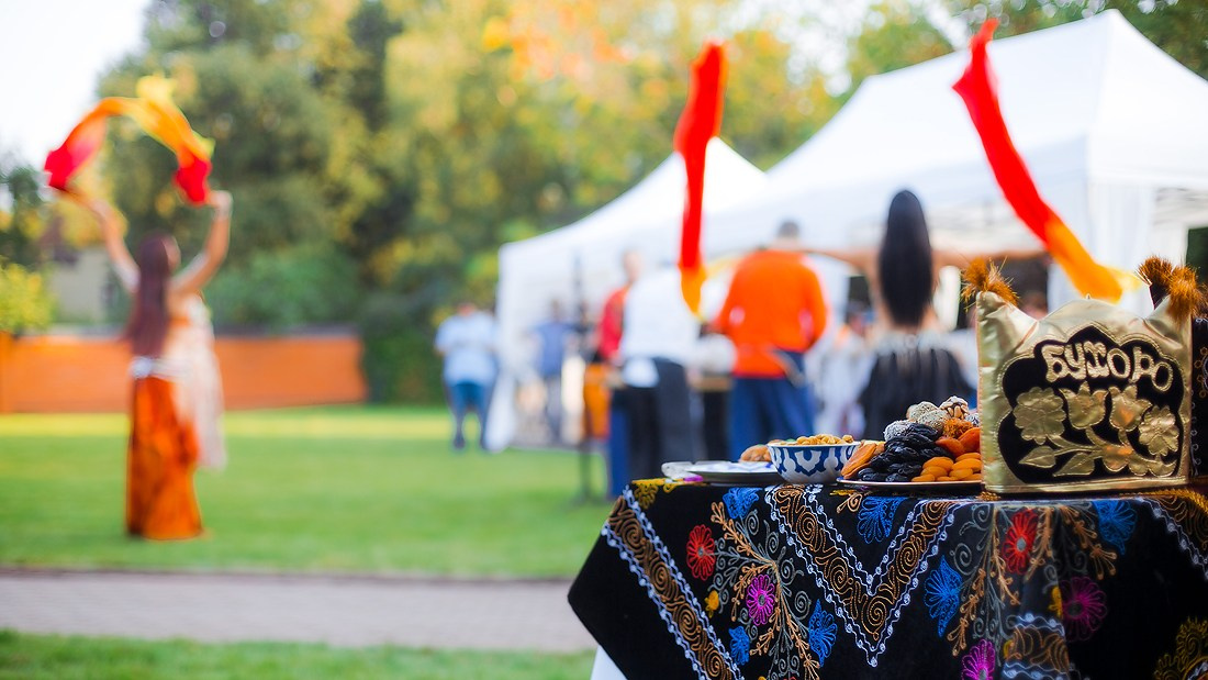 Фотосъемка Юбилея Натальи. Репортажный фотограф Борис Геер