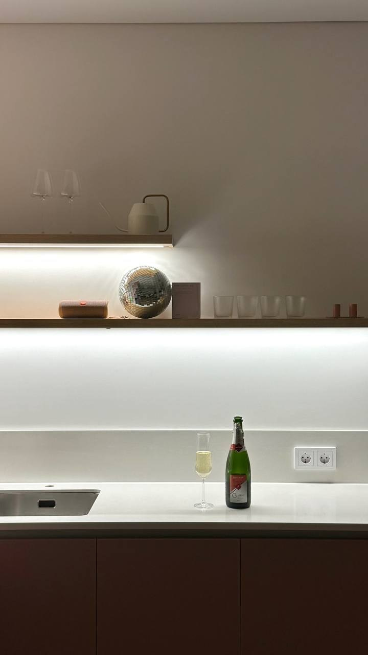 Фото с монтажа |Мебель на заказа: кухни, шкафы и т.д. в Томске. ГУДРУМ — Мебель на заказ в Томске | Кухни | Шкафы | Стулья и Столы