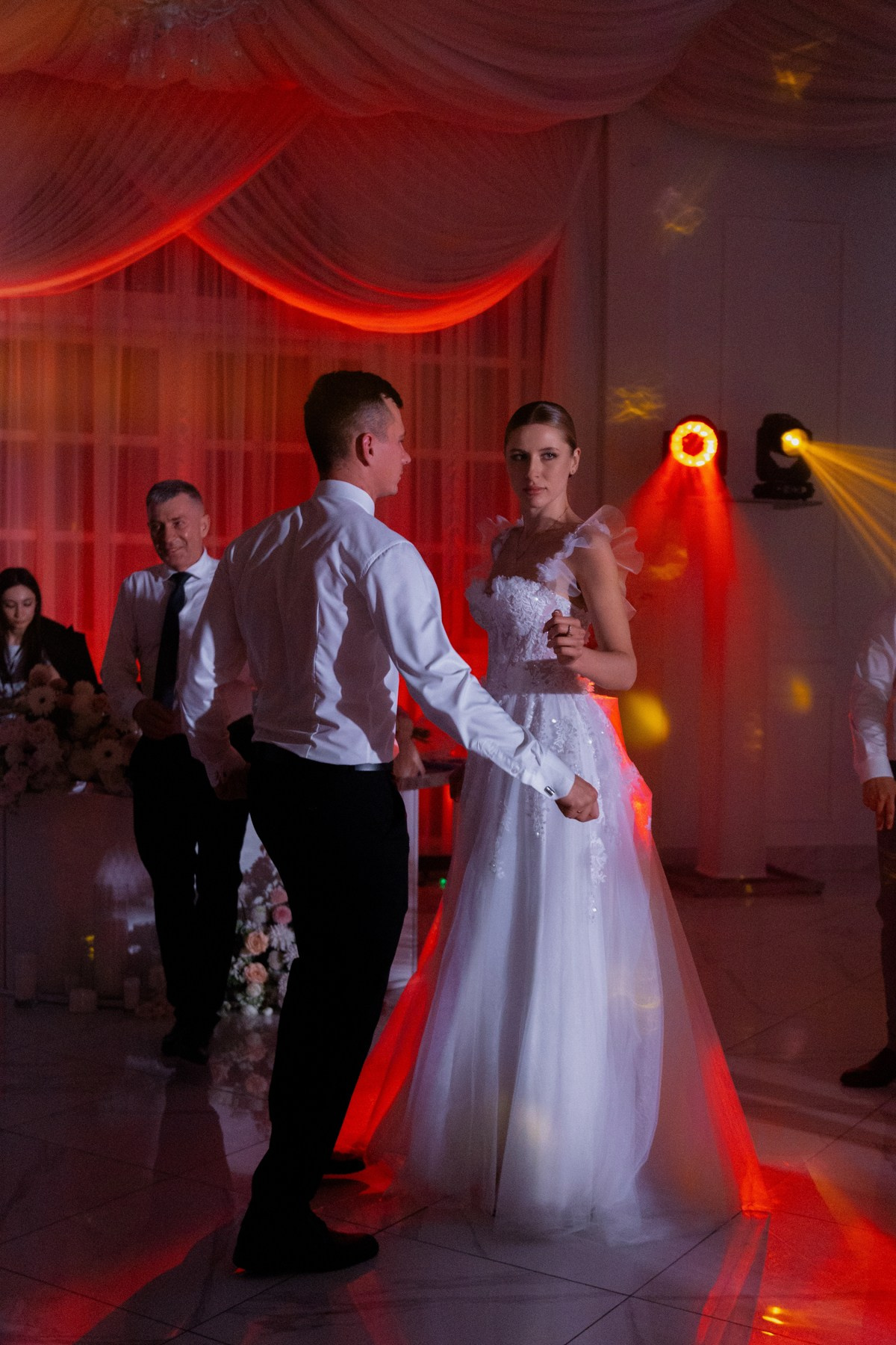 ТАКАЯ НЕЖНАЯ ЛЮБОВЬ. Свадебный фотограф Верещак Сергей I Ростов-на-Дону