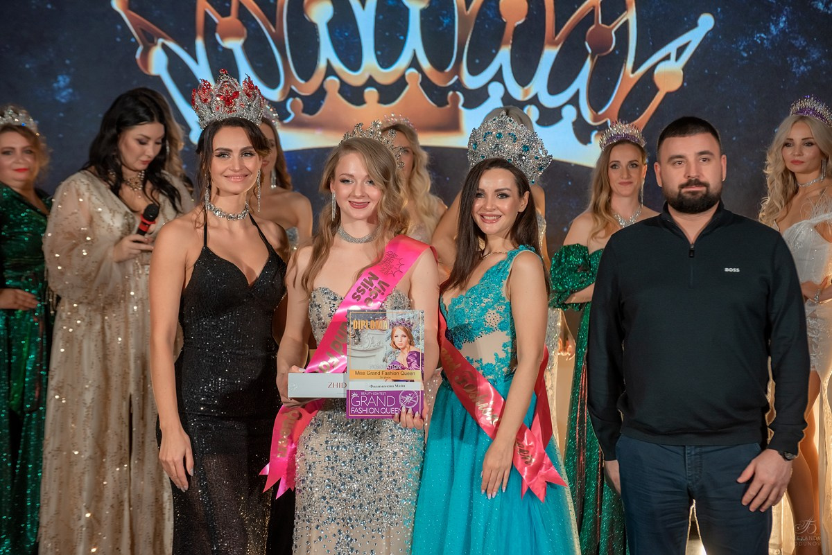 GrandFashionShow2024. Семейный и коммерческий фотограф в Сочи Александр Бодунов